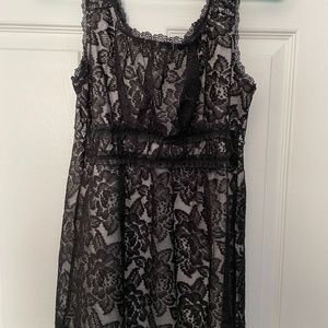Maurice’s Sleeveless lace blouse